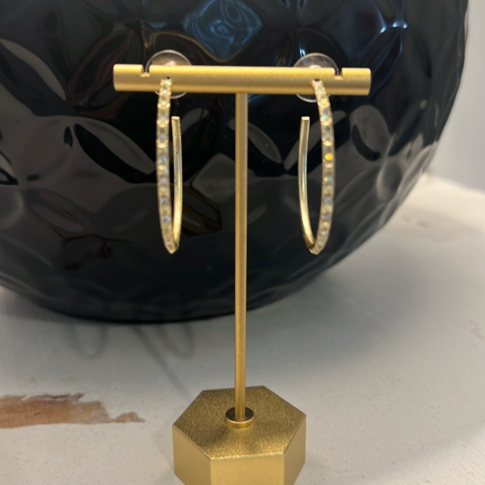 Kendra Scott gold hoops